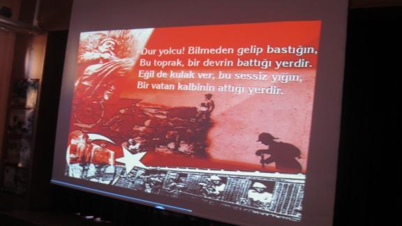 Mustafa Özkan Anadolu Lisesi Çanakkale ve Şehitleri Günü Anma Programı Düzenlendi.